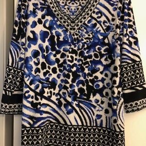Black/blue tunic